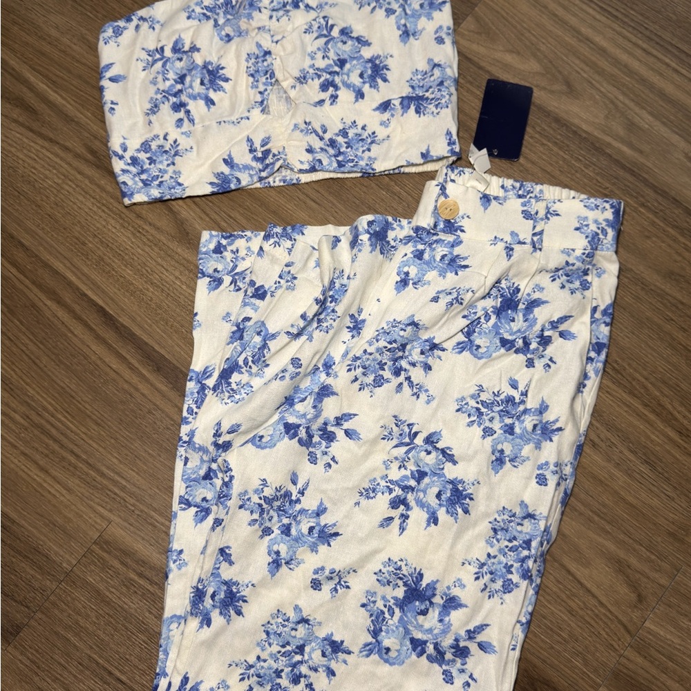 Floral Blue and White Two-Piece Set